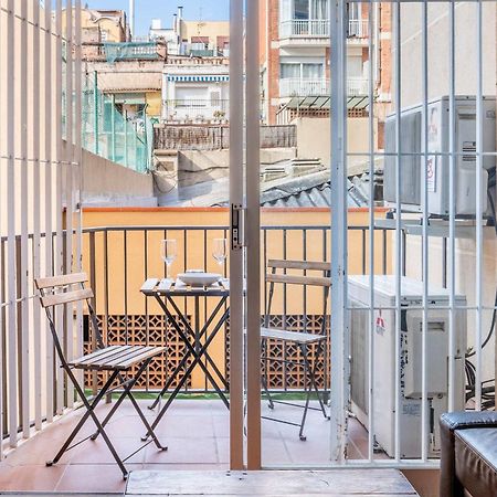 Next To Sagrada Familia 4-Bedroom Apartment Barcelona Exterior photo
