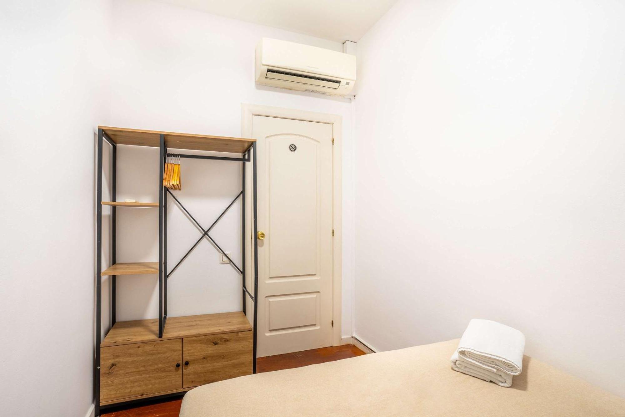 Next To Sagrada Familia 4-Bedroom Apartment Barcelona Exterior photo