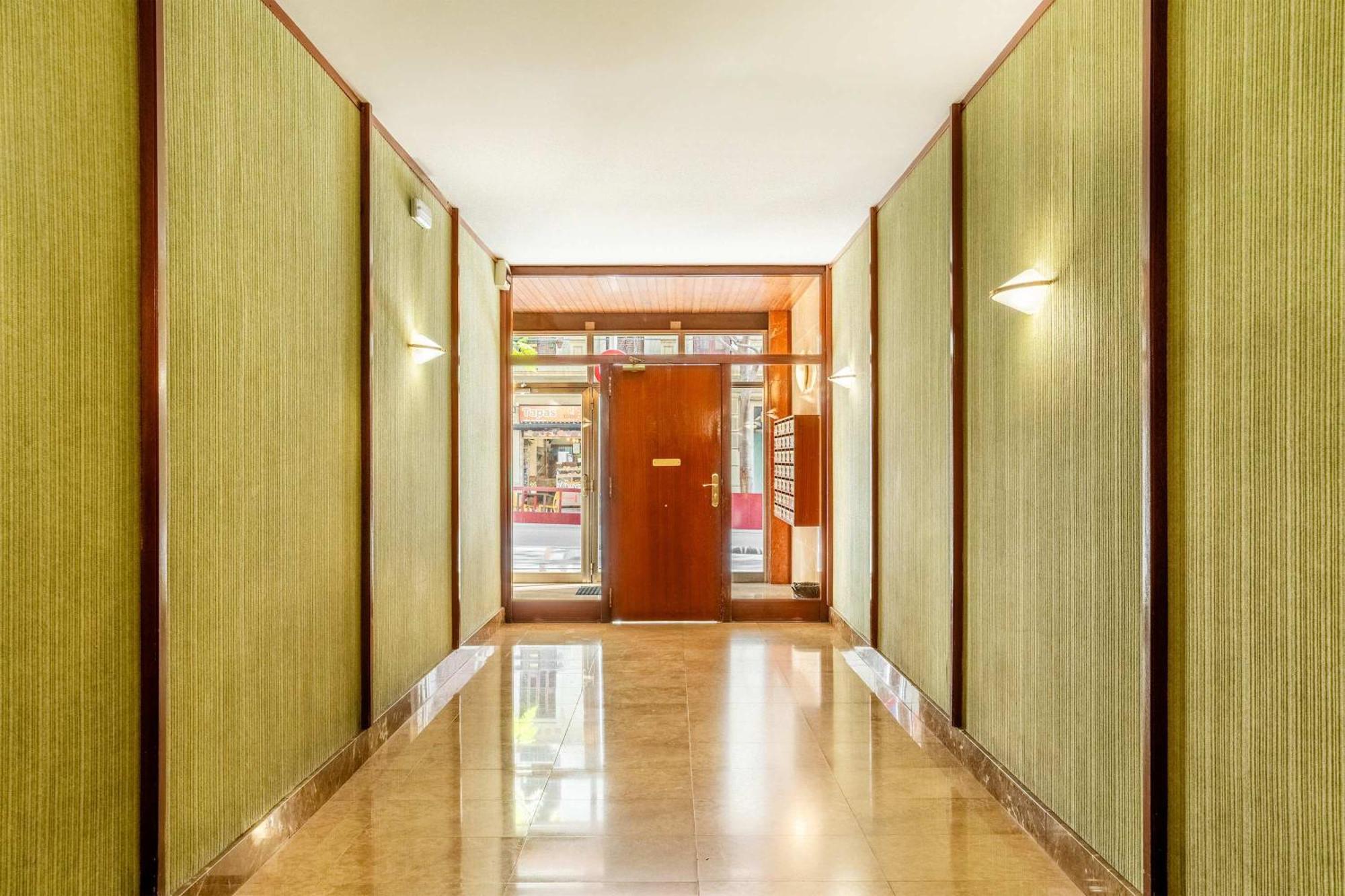 Next To Sagrada Familia 4-Bedroom Apartment Barcelona Exterior photo